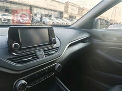 نيسان ألتيما